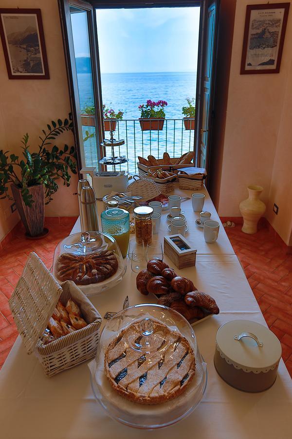 Il Casato Deluxe Rooms Scilla Eksteriør billede