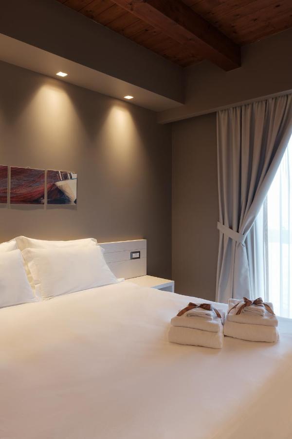 Il Casato Deluxe Rooms Scilla Eksteriør billede