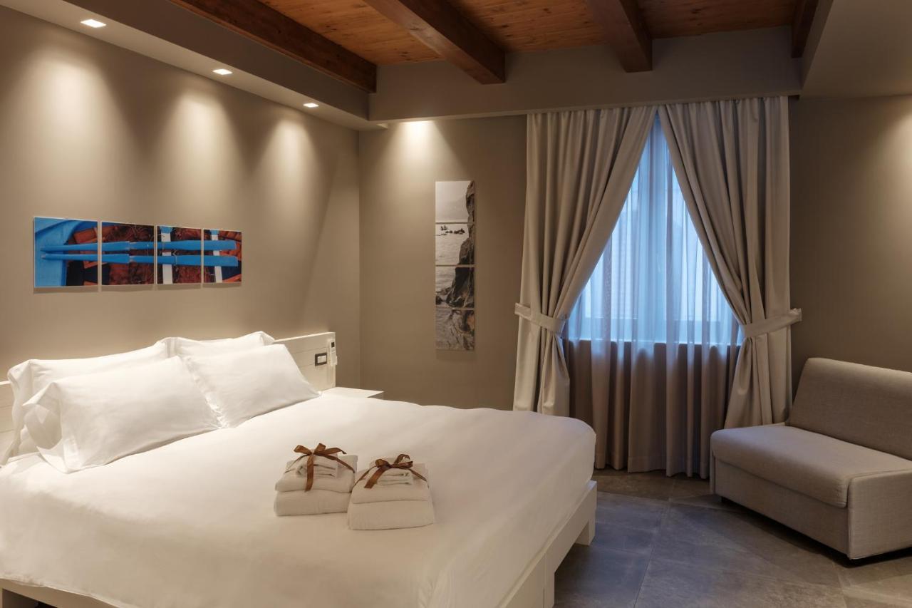 Il Casato Deluxe Rooms Scilla Eksteriør billede